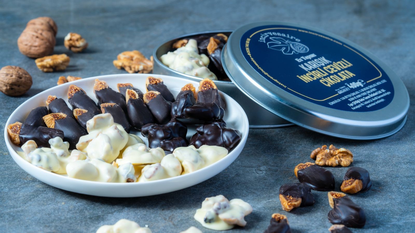 Karışık İncirli Cevizli Çikolata 400 Gr.