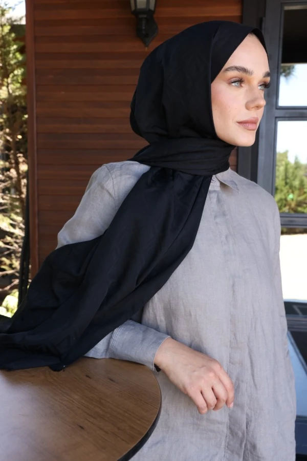 Siyah Logo Desen Şal