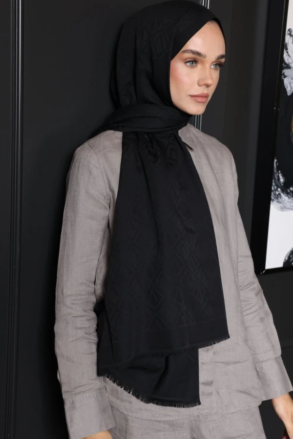 Siyah Logo Desen Şal