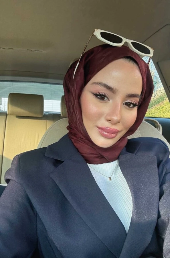 Sena Şura Er'in Tercihi KIZILCIK QOZA DESEN İPEKSİ JAKAR ŞAL