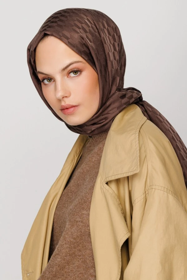 BADEMİ QOZA DESEN İPEKSİ JAKAR ŞAL