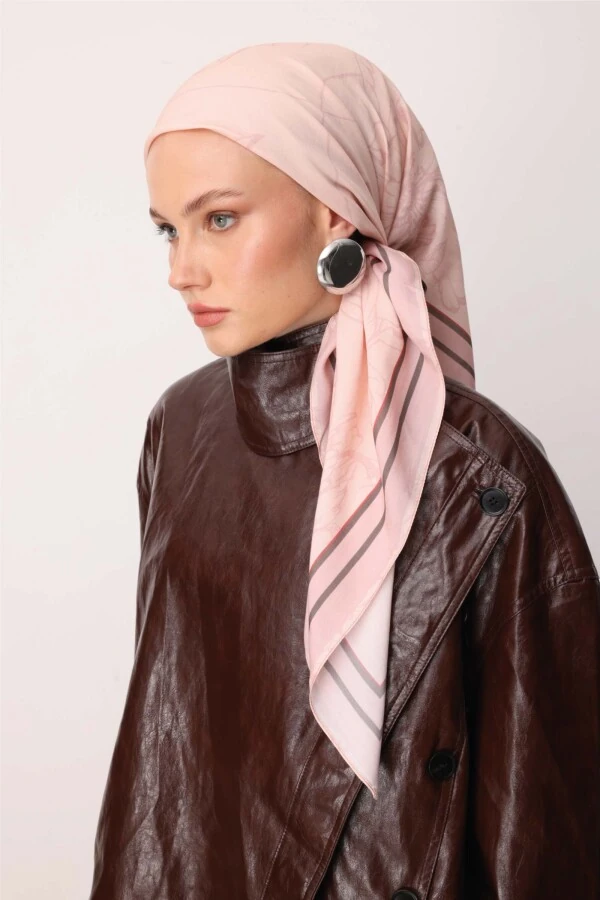 Rose Floş Viskon Eşarp / Açık Pudra