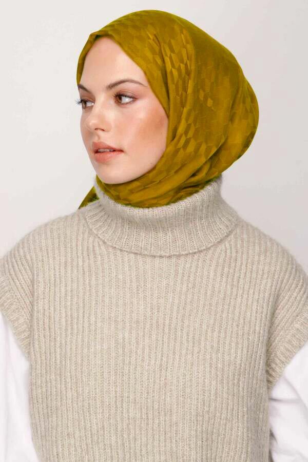 ALTIN TOZU QOZA DESEN İPEKSİ JAKAR ŞAL