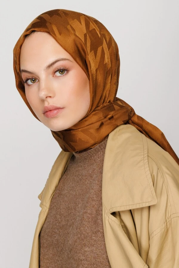 BAL KÖPÜĞÜ KAZAYAĞI DESEN İPEKSİ JAKAR ŞAL