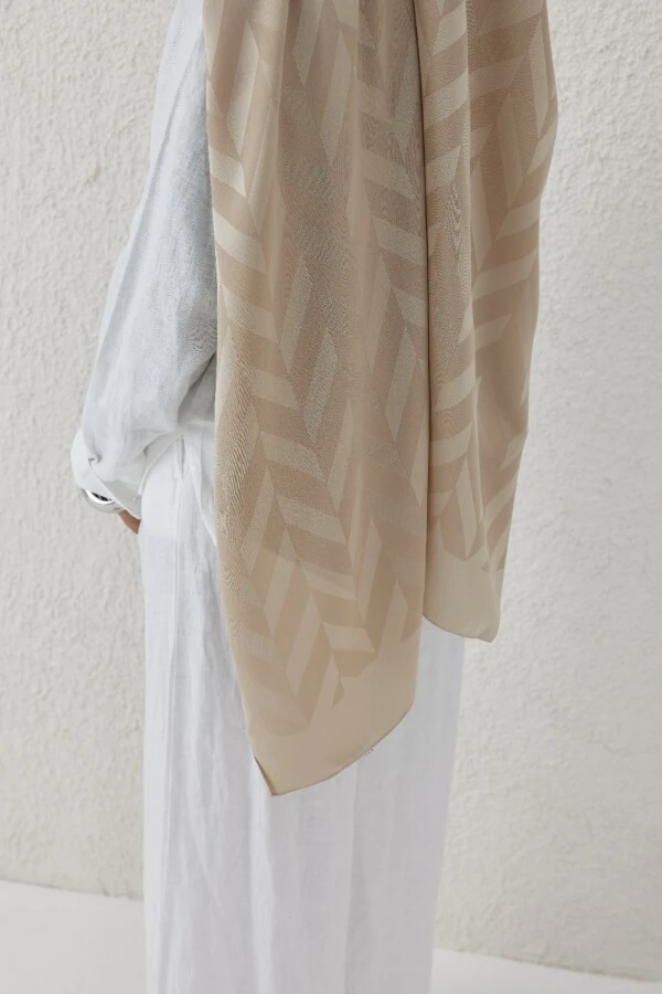 BAL BEJİ BALIKSIRTI DESEN JAKAR ŞAL