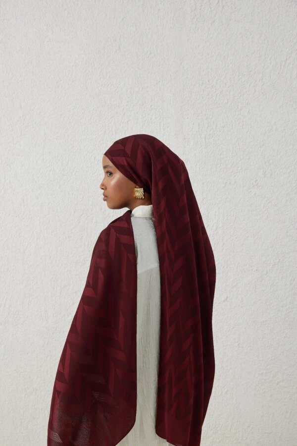 KIZILCIK BALIKSIRTI DESEN JAKAR ŞAL