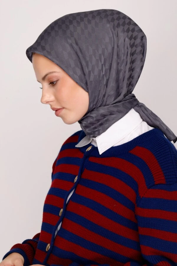 ANTRASİT QOZA DESEN İPEKSİ JAKAR  EŞARP