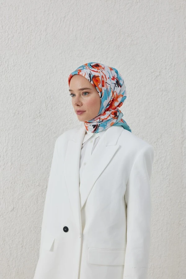 EBRULİ DESEN İPEK EŞARP