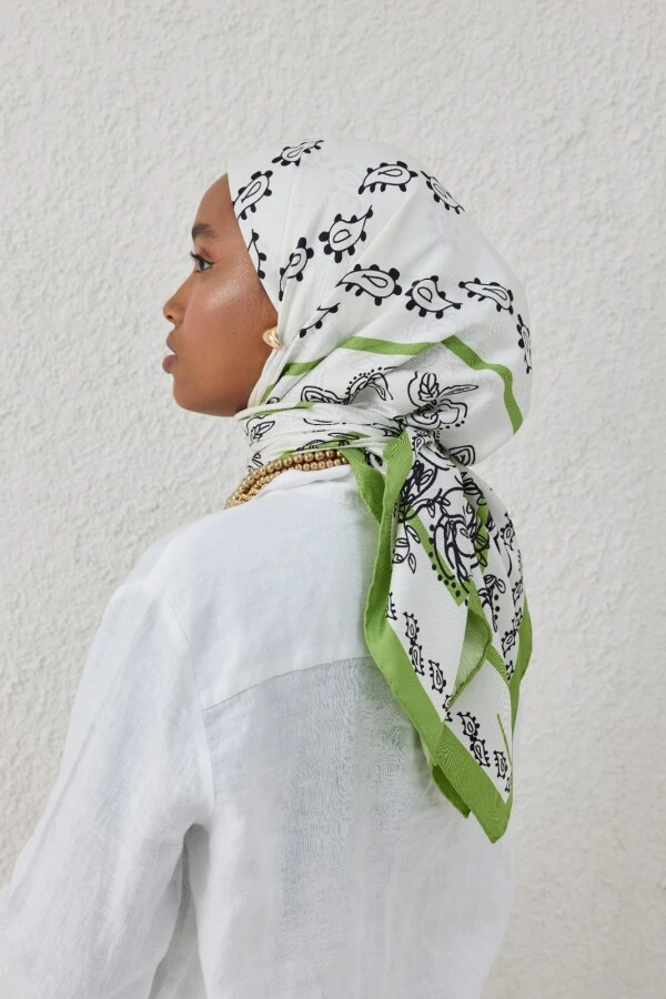 VİOLET İPEK EŞARP