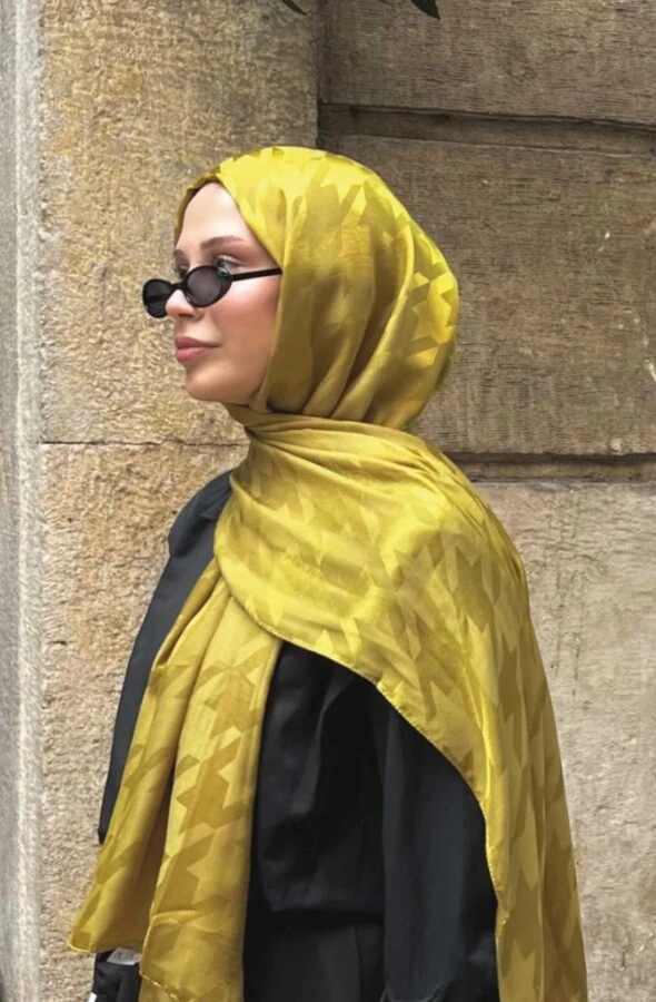 Şevval'in Tercihi ZEYTİN YEŞİLİ KAZAYAĞI DESEN İPEKSİ JAKAR ŞAL