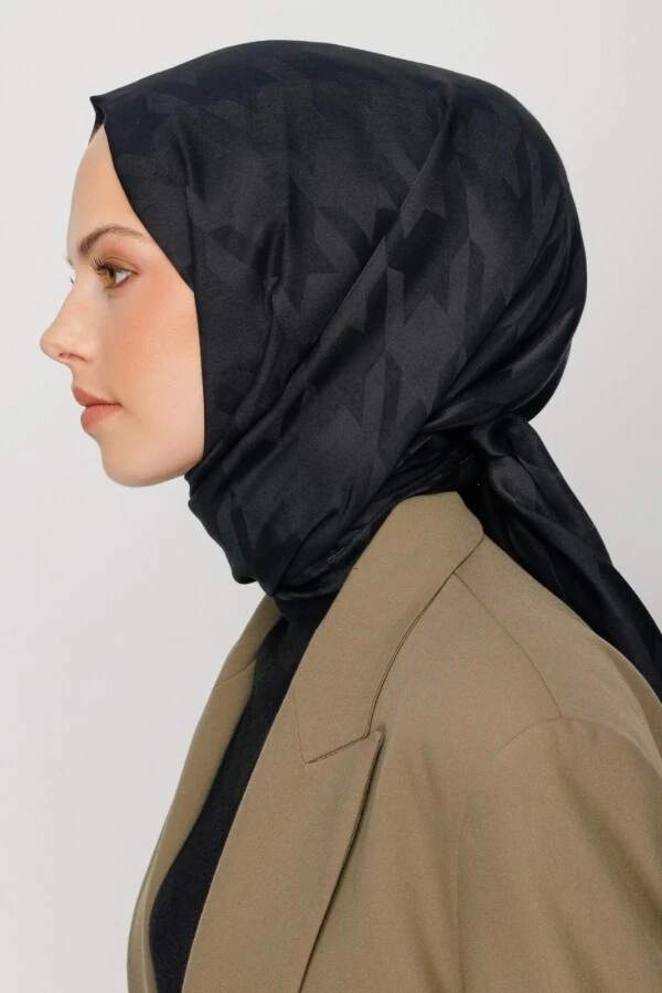 SİYAH KAZAYAĞI DESEN İPEKSİ JAKAR ŞAL