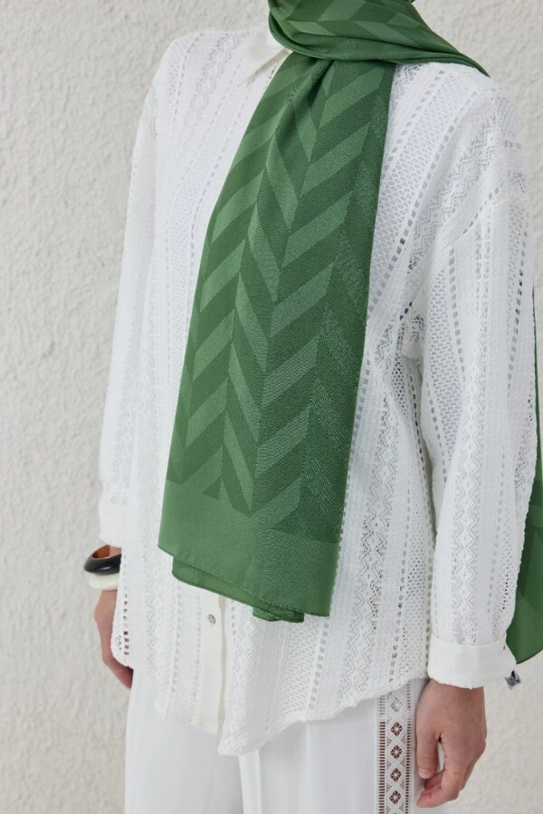 ÇAY AĞACI BALIKSIRTI DESEN JAKAR ŞAL