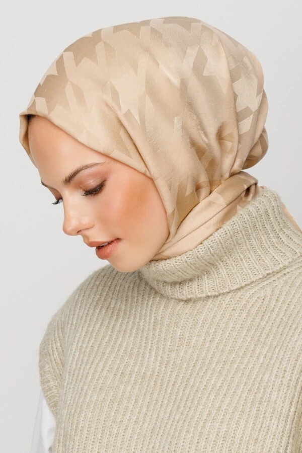 LATTE KAZAYAĞI DESEN İPEKSİ JAKAR ŞAL