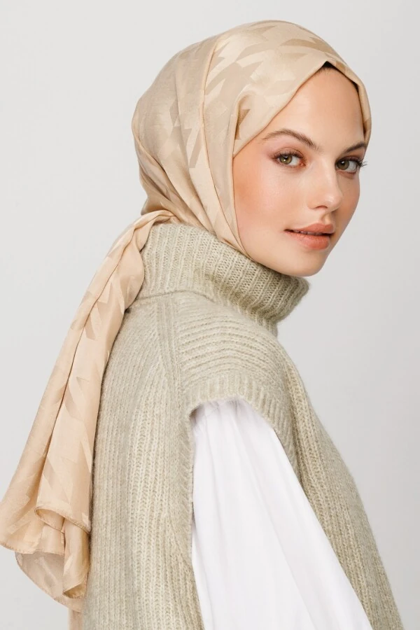 LATTE KAZAYAĞI DESEN İPEKSİ JAKAR ŞAL
