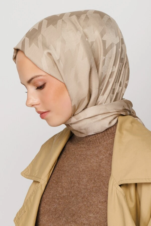 BAL BEJİ KAZAYAĞI DESEN İPEKSİ JAKAR ŞAL