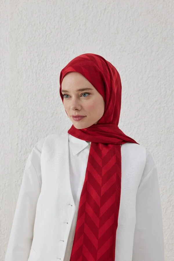 DERİN ŞARABİ BALIKSIRTI DESEN JAKAR ŞAL