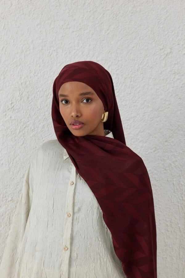 KIZILCIK BALIKSIRTI DESEN JAKAR ŞAL