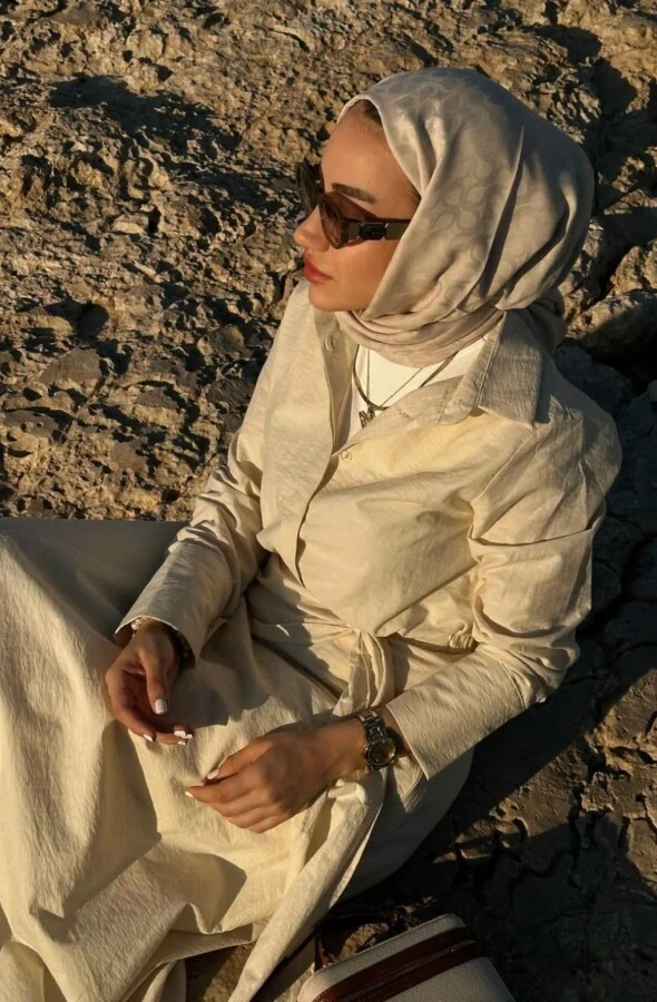 Merve Aydın' ın Tercihi FİL DİŞİ BLOOM DESEN ŞAL