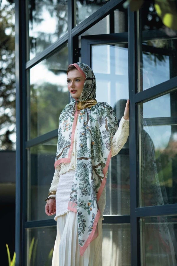 Mystıcal Foresta Desen Şal