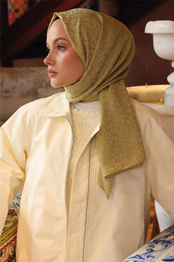 Leopar Desen Şal / Butter Yellow