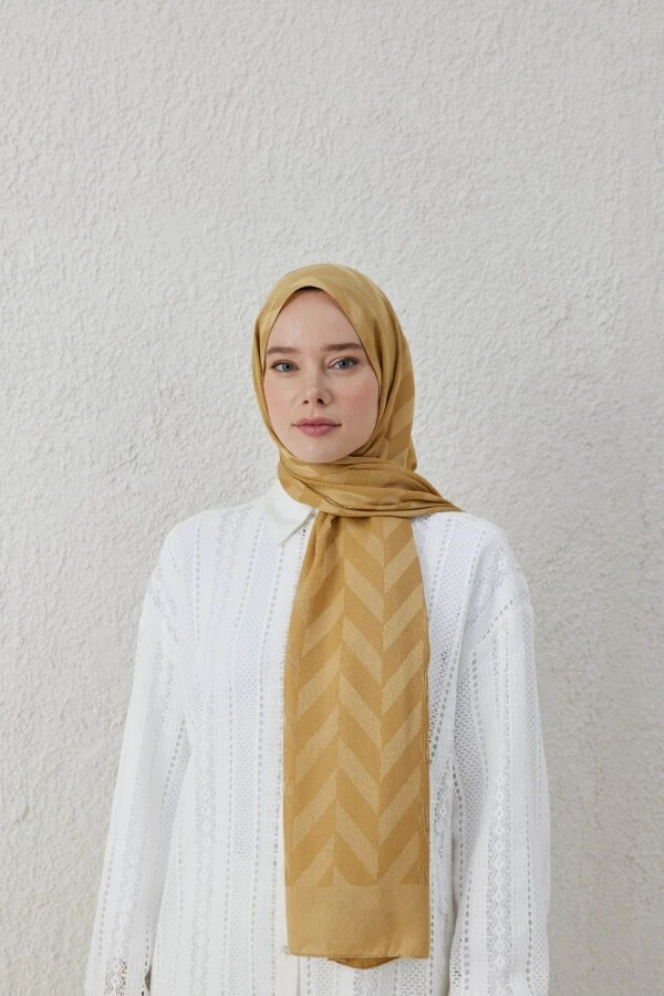 GOLD BALIKSIRTI DESEN JAKAR ŞAL