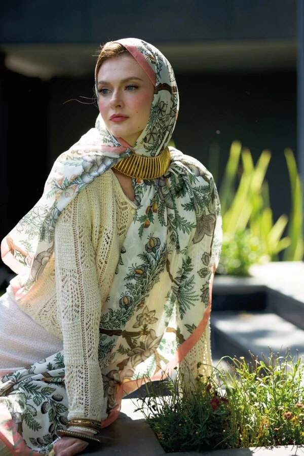 Mystıcal Foresta Desen Şal