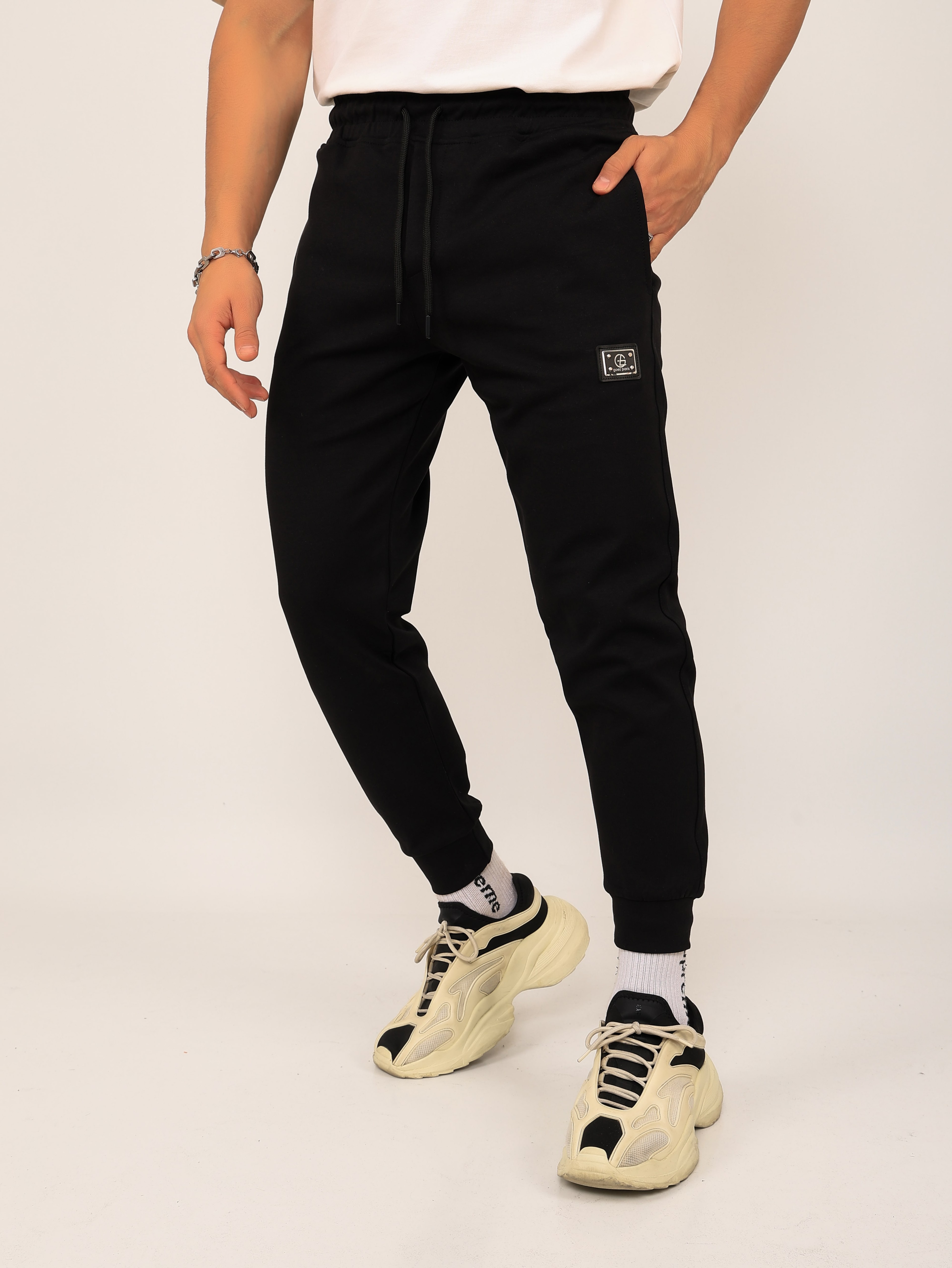 GOEZ PARIS Logo-Plaque Men's Jogger Pants - Siyah