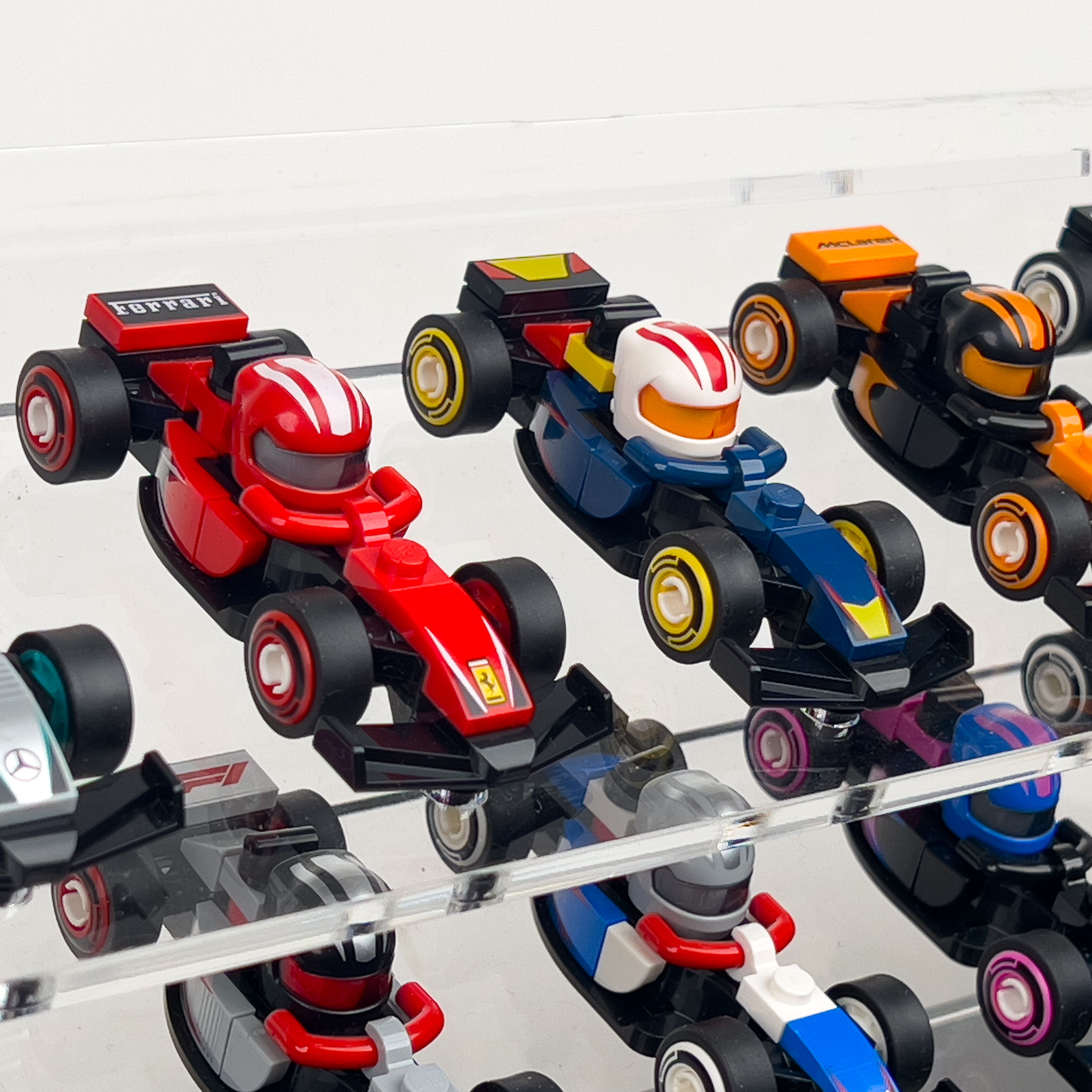 LEGO® Iconic F1® Koleksiyonluk Yarış Arabaları (71049) için Sergileme Vitrini