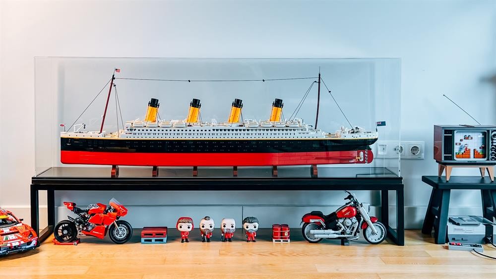 LEGO® Icons: Titanic (10294) için Sergileme Vitrini