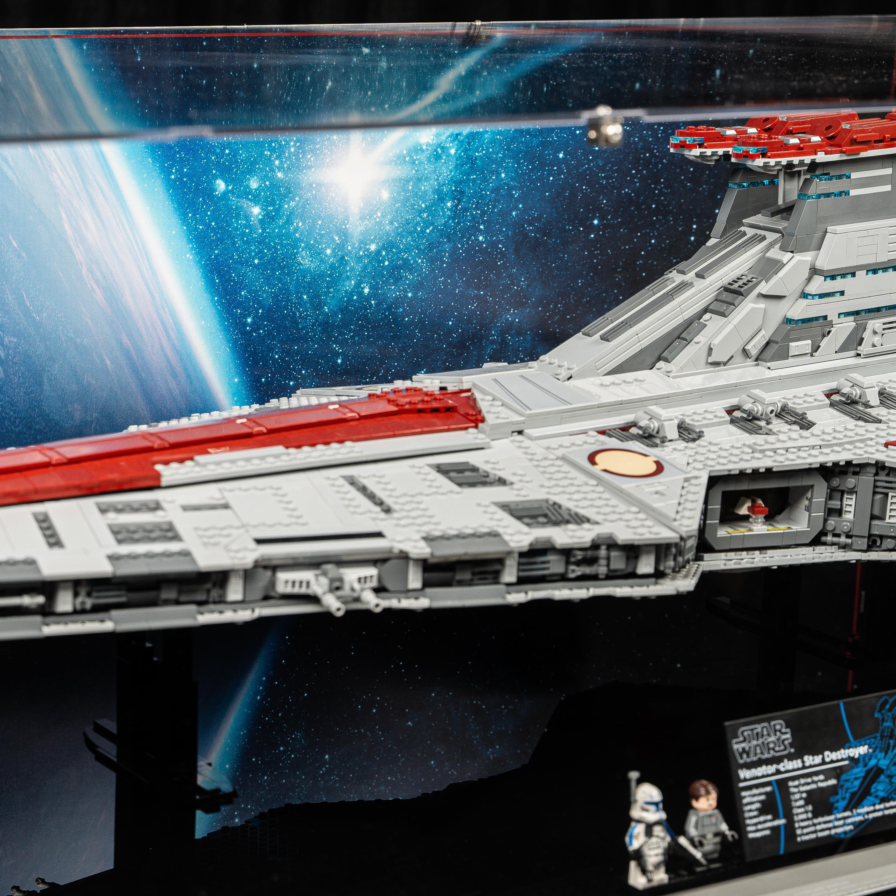 Display Case for LEGO® Star Wars™ Venator-Class Republic Attack Cruiser (75367)