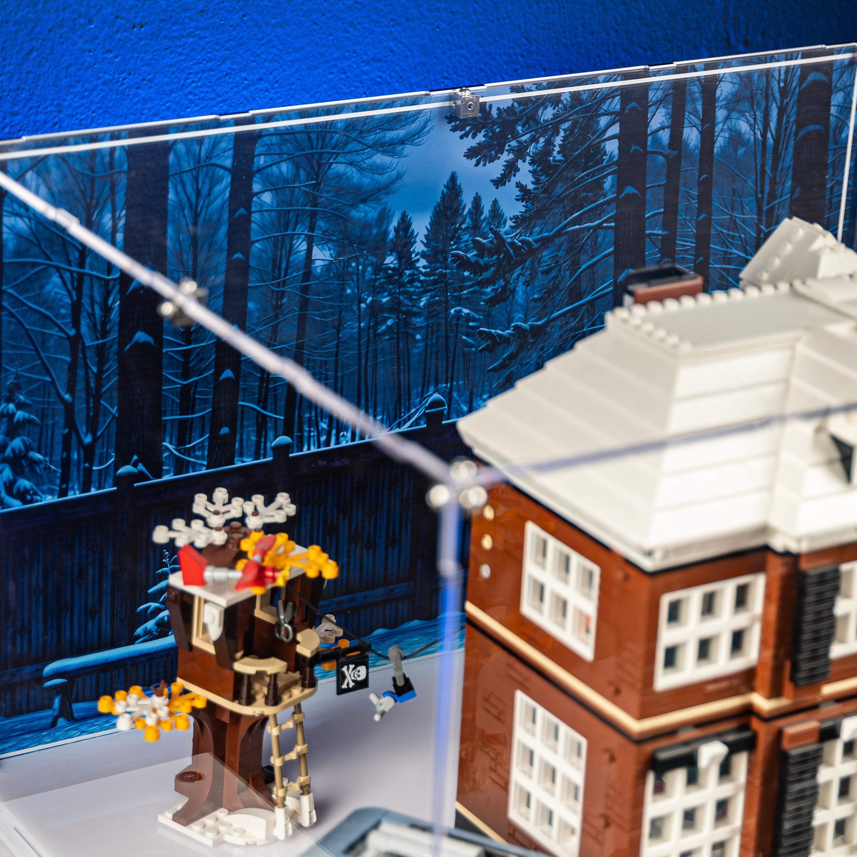 Display Case for LEGO® Ideas: Home Alone (21330)