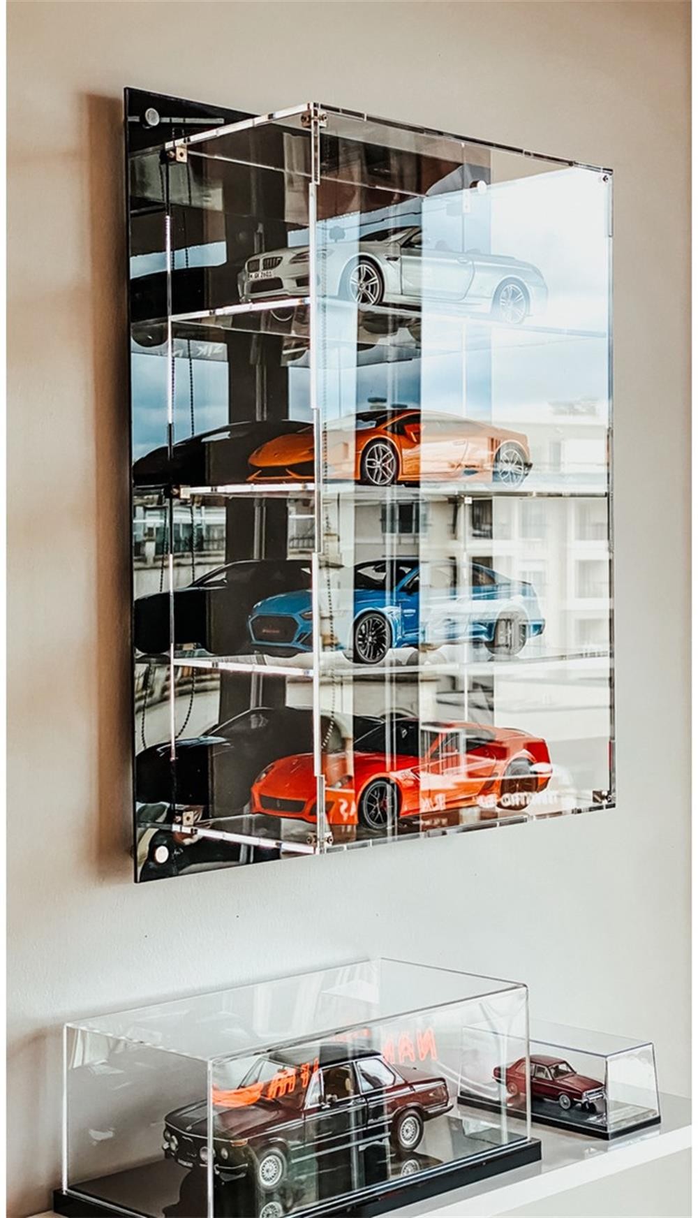 Wall Mounted Display Cabinet for 4 Vehicles