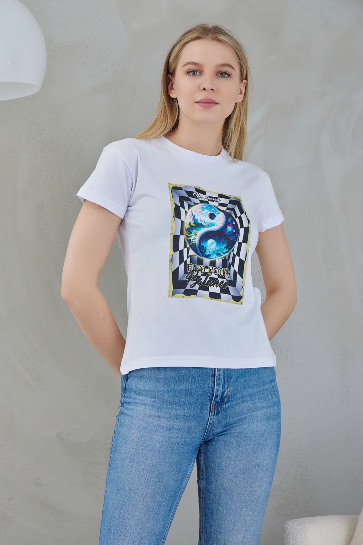 Kadın T-Shirt Yin Yang Find Your Balance Baskılı - Beyaz