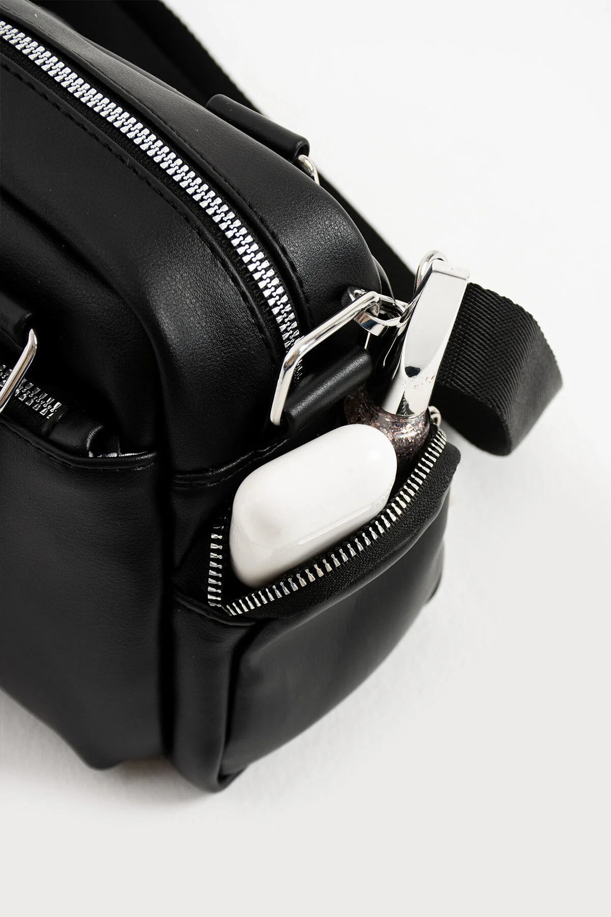 Çok Gözlü Ayarlanabilir Çapraz Askılı Kadın El ve Omuz Çantası