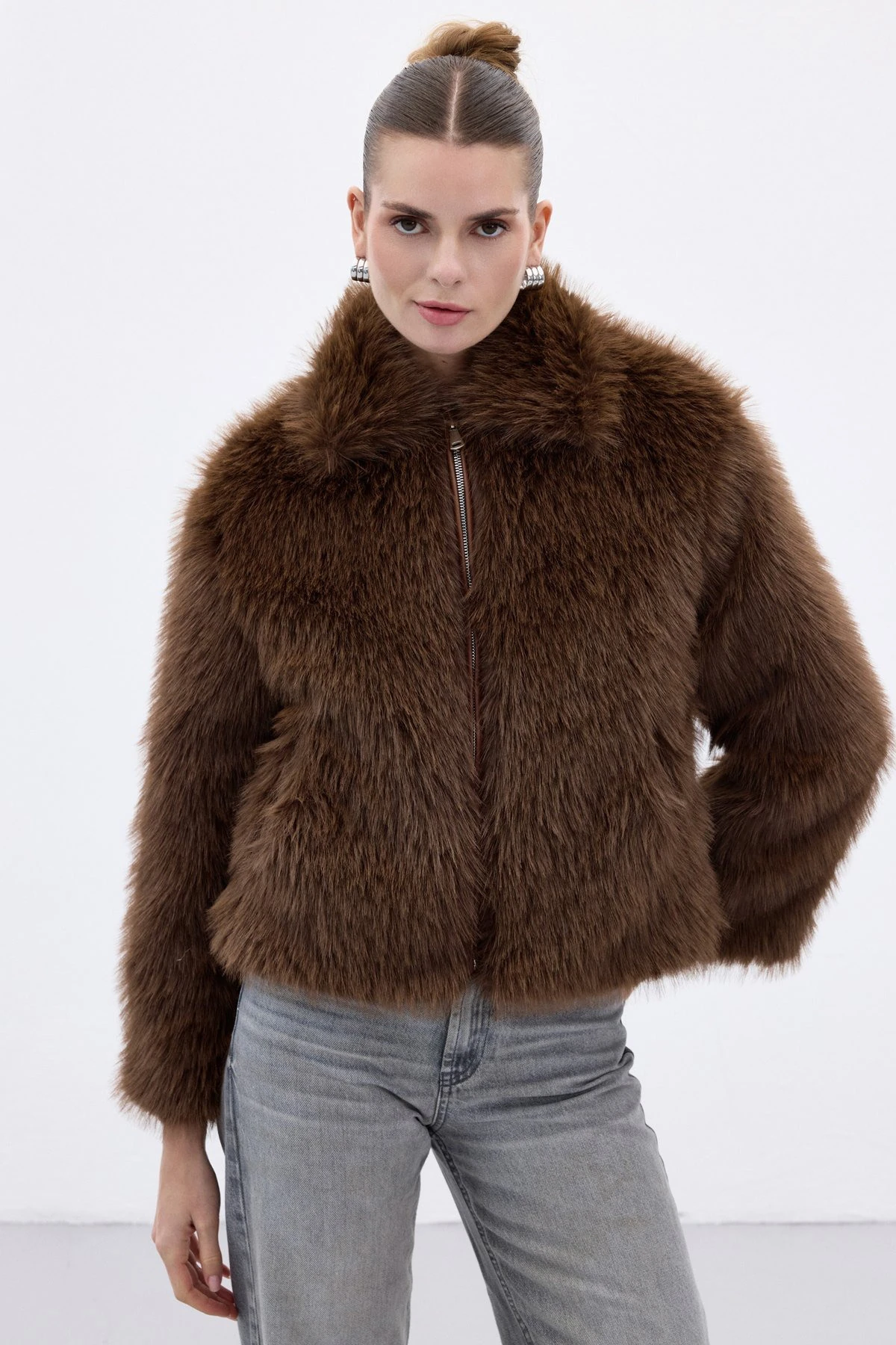 Tüylü Fermuarlı Kadın Kürk