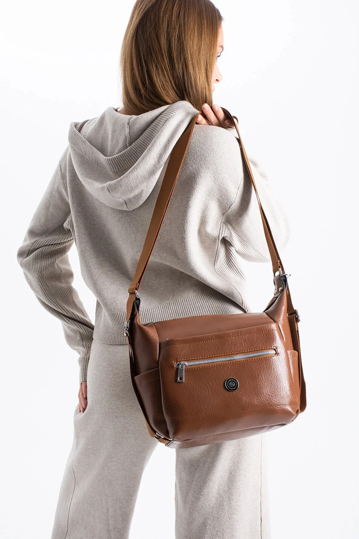 Kadın 4 Bölmeli Suni Yumuşak Deri Omuz ve Sırt Çantası - Taba Mat