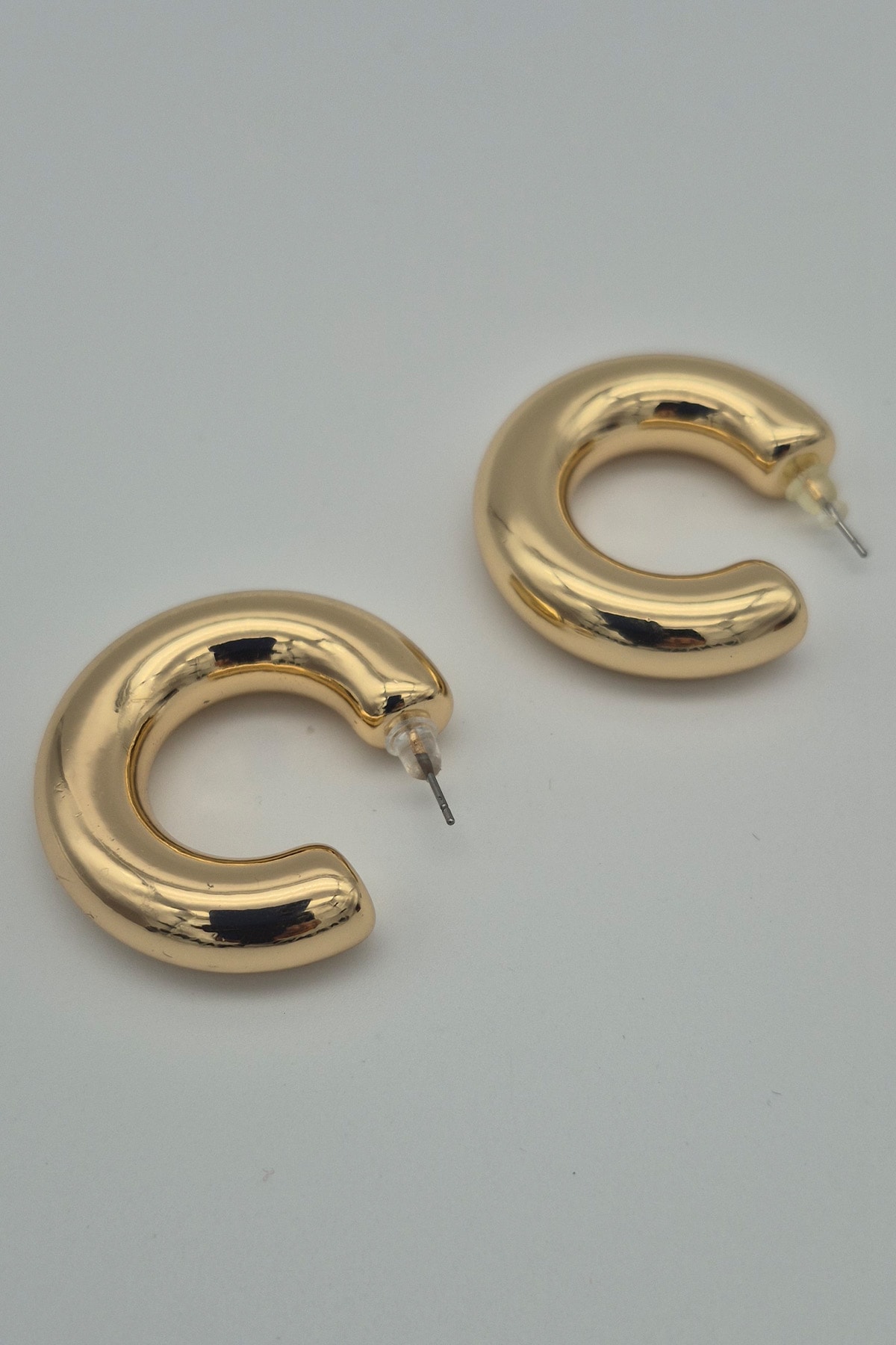 Gold Renkli Halka Küpe