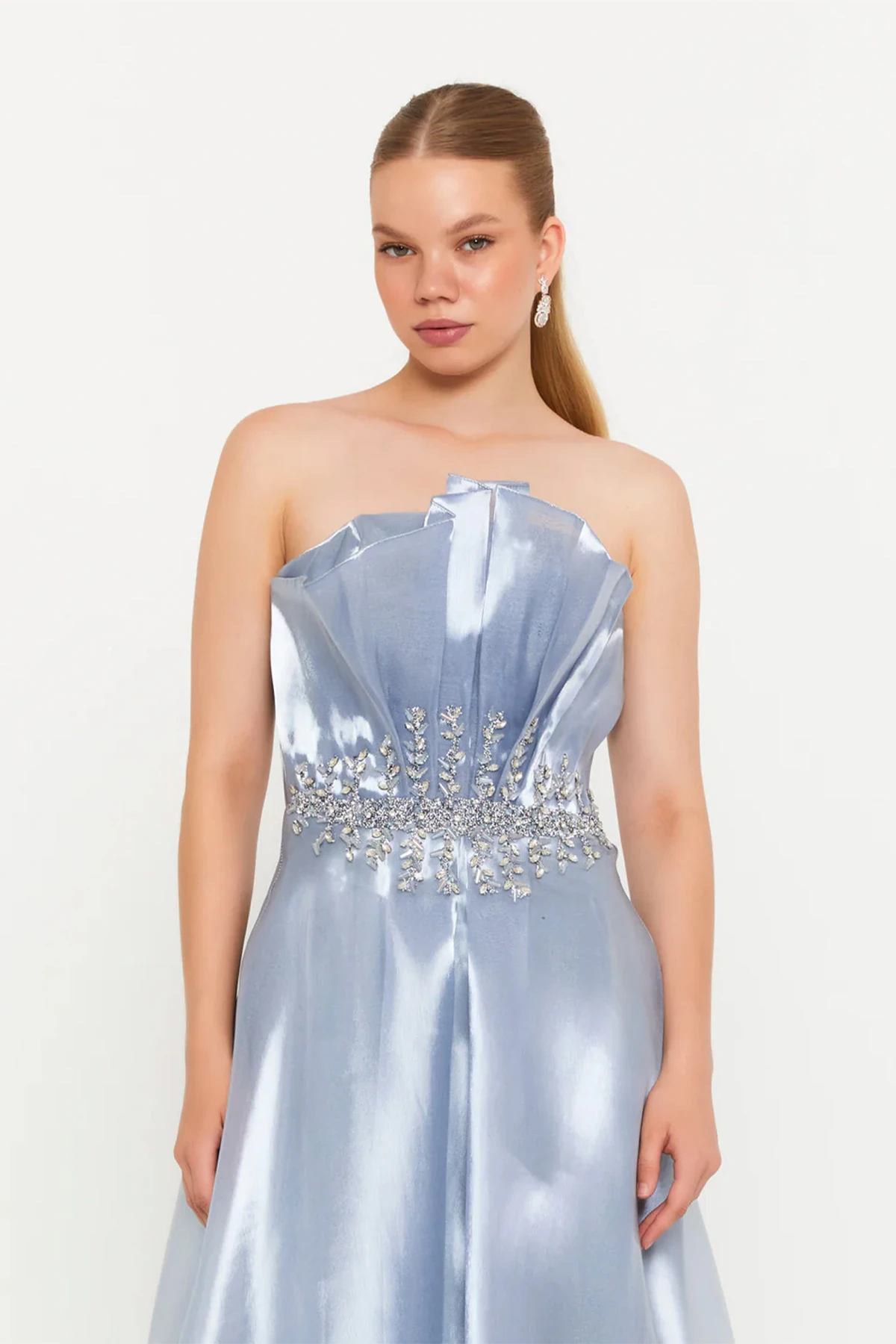 Straplez Uzun Tül A Kesim Abiye Balo Elbisesi - Duman