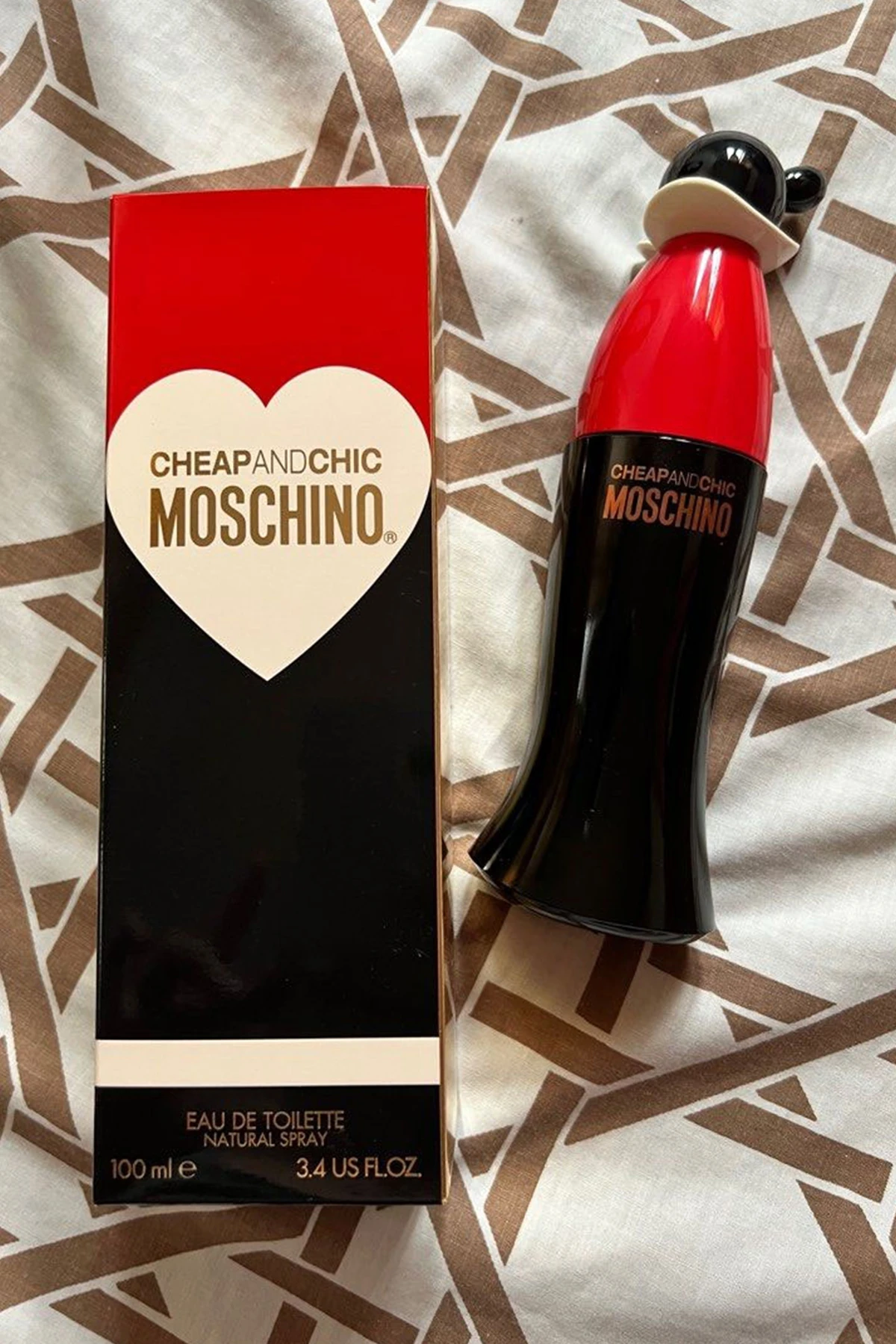 Moschino Cheap & Chic 100 ml EDT Kadın Parfüm