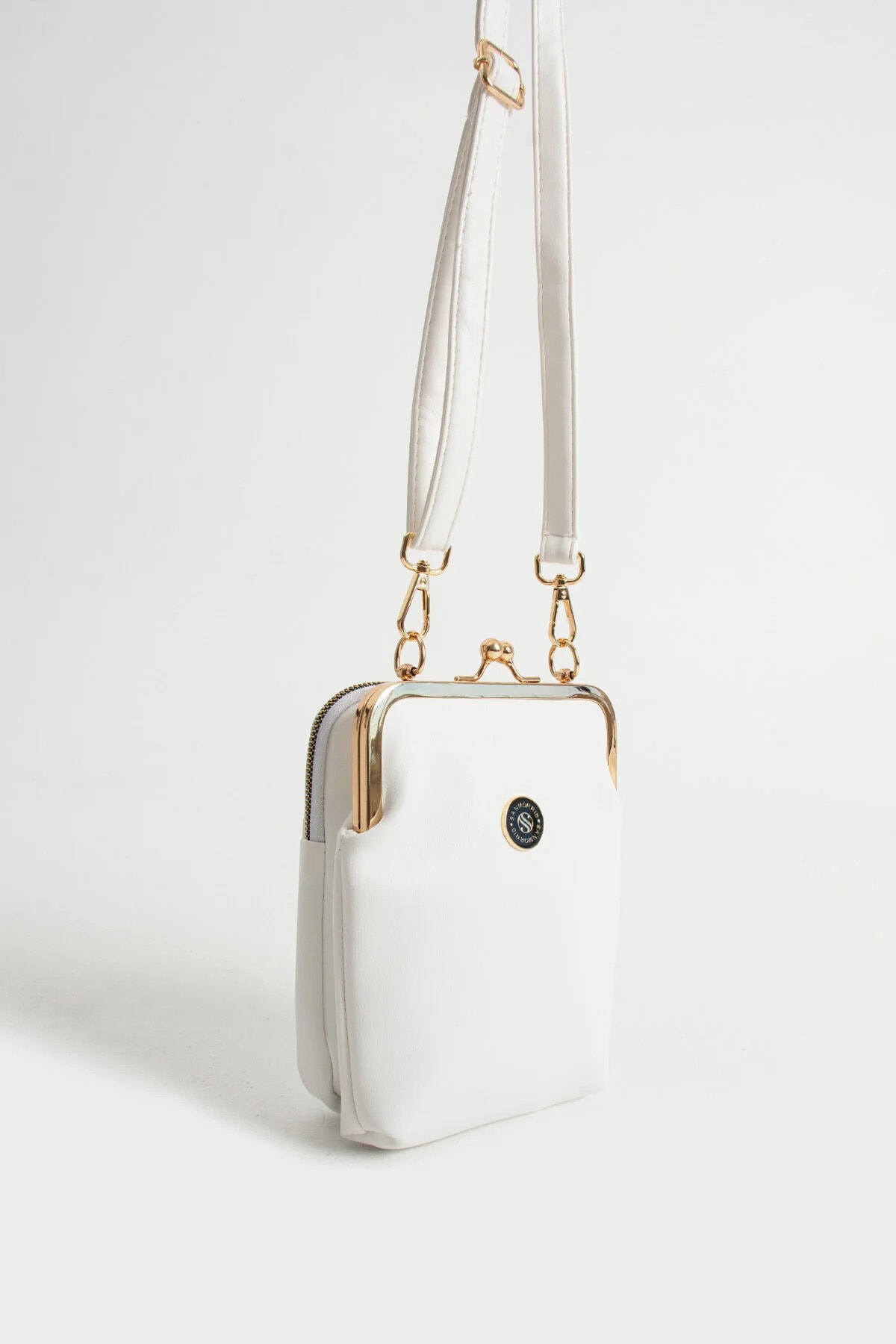 Gold Aksesuarlı Çapraz Askılı Suni Deri Omuz ve Çapraz Çanta - Beyaz