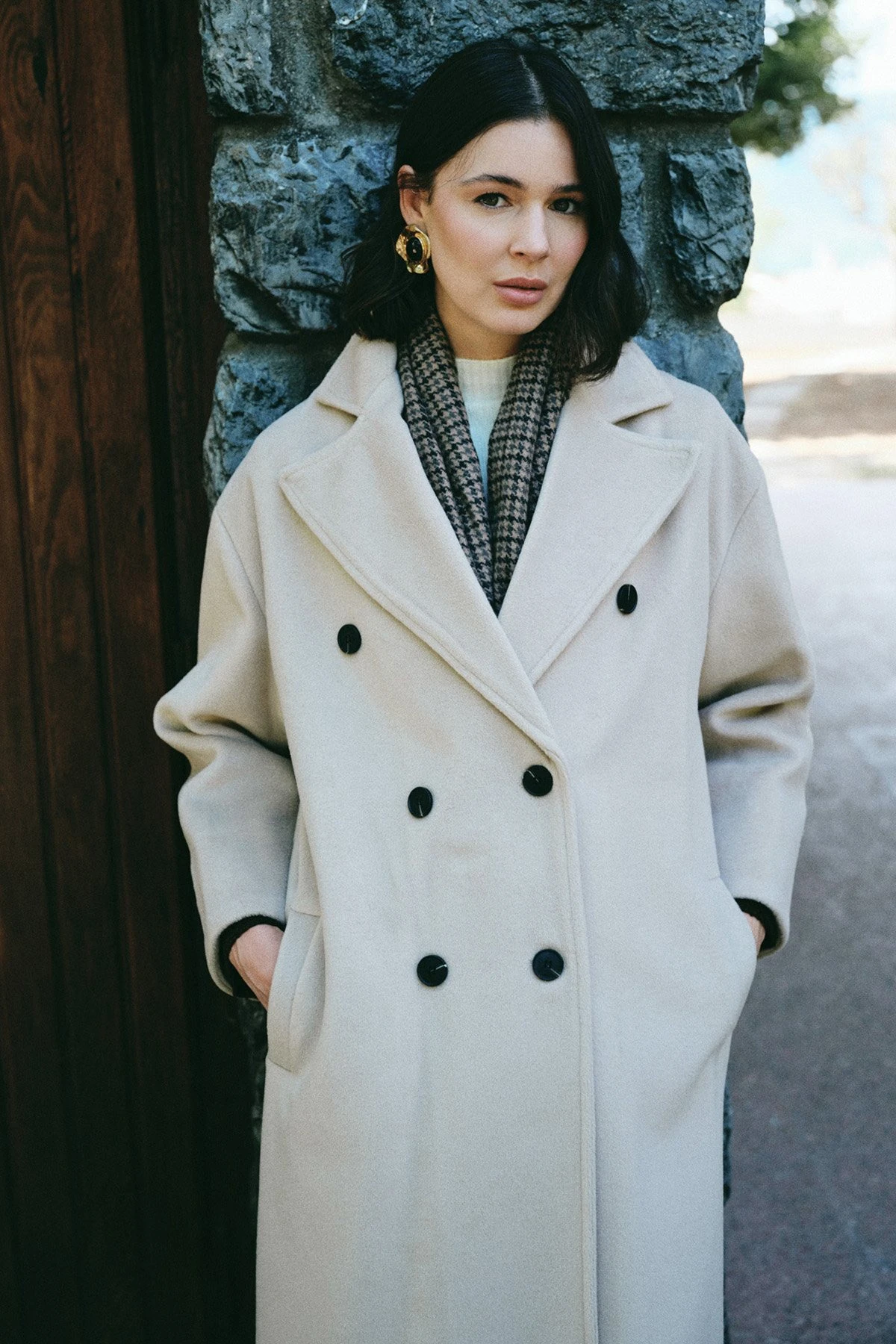 Bej Kruvaze Uzun Kadın Kaban