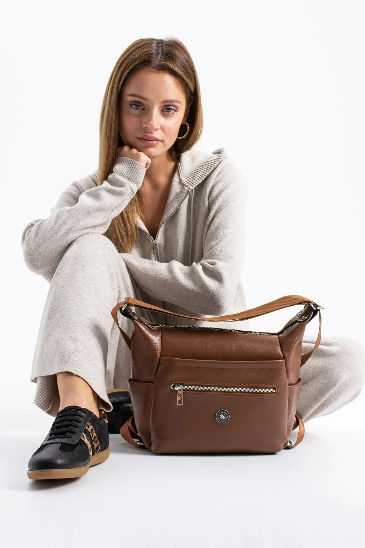 Kadın 4 Bölmeli Suni Yumuşak Deri Omuz ve Sırt Çantası - Taba Mat