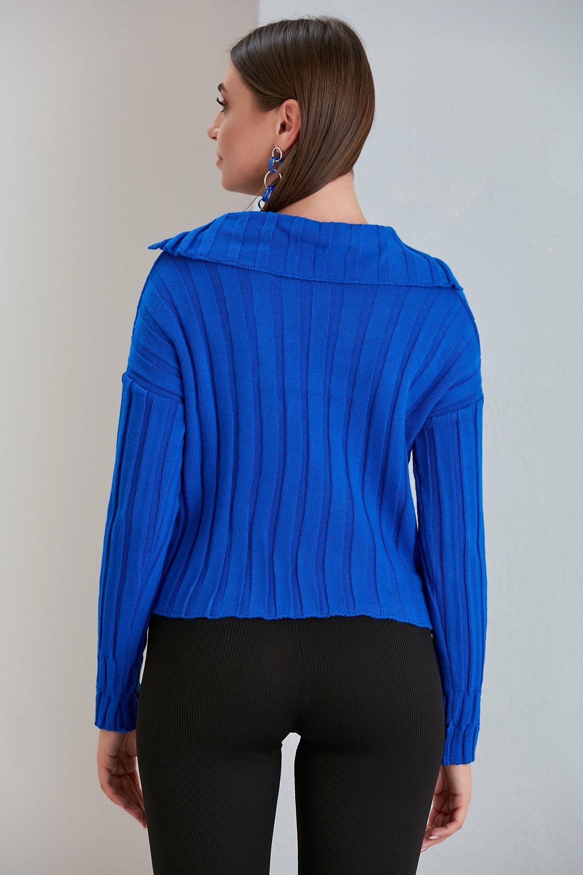 Kalın Fitilli Geniş Yaka Slim Fit Kısa Kadın Hırka - Sax Mavi