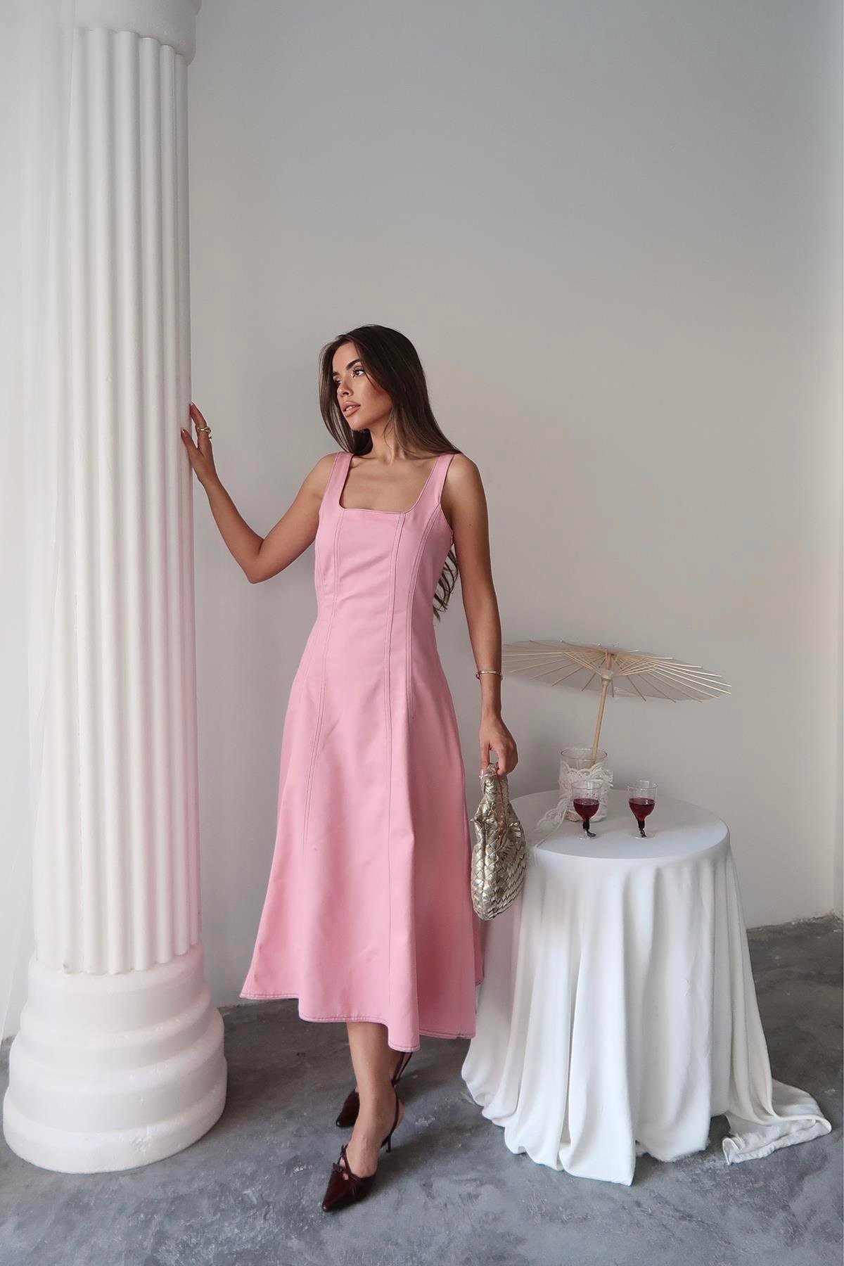 Çift Dikişli Kare Yaka Kolsuz Gabardin Elbise