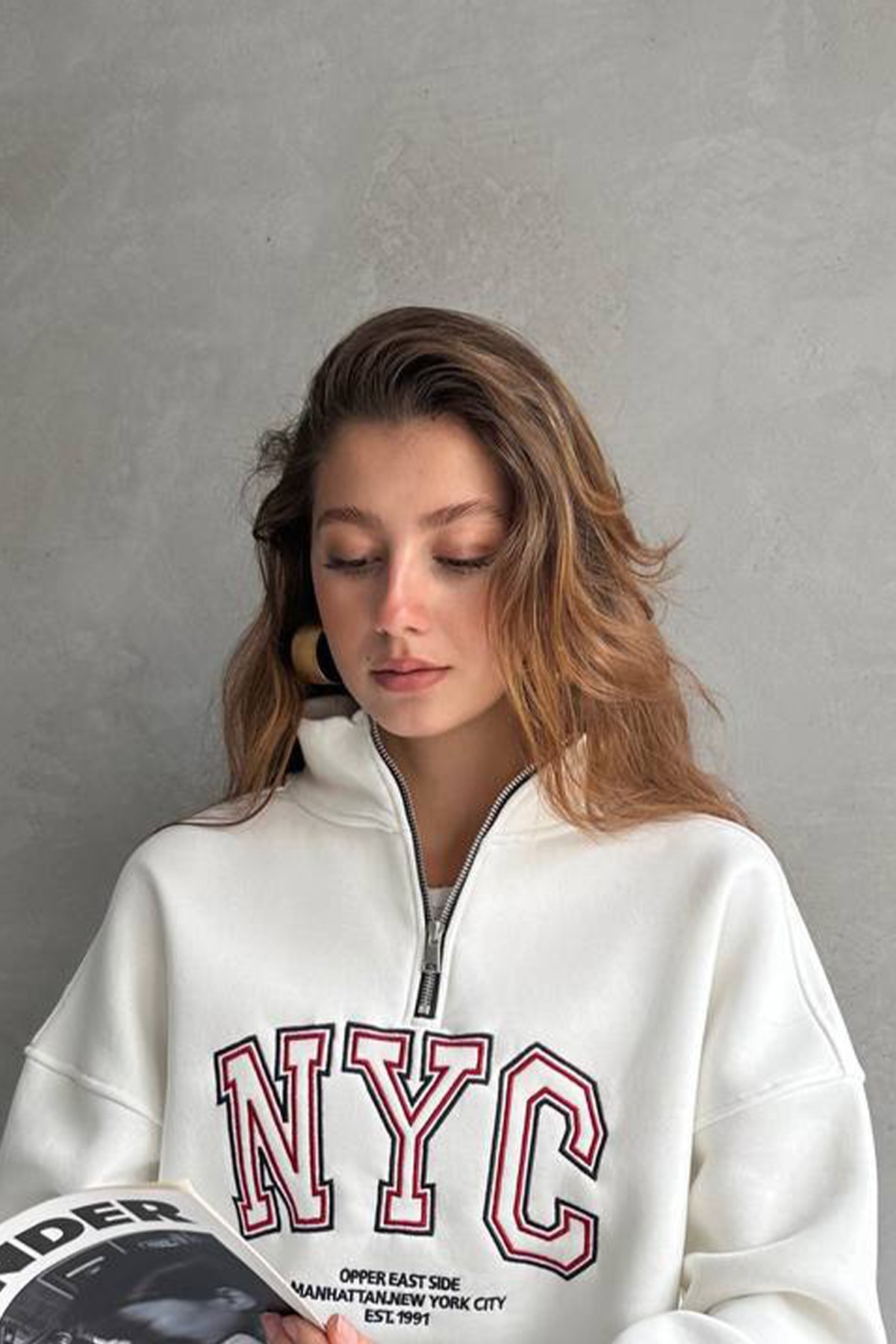 Oversize Kadın Sweatshirt Yumuşak Dokulu Yarım Fermuarlı NYC Baskılı Sweat