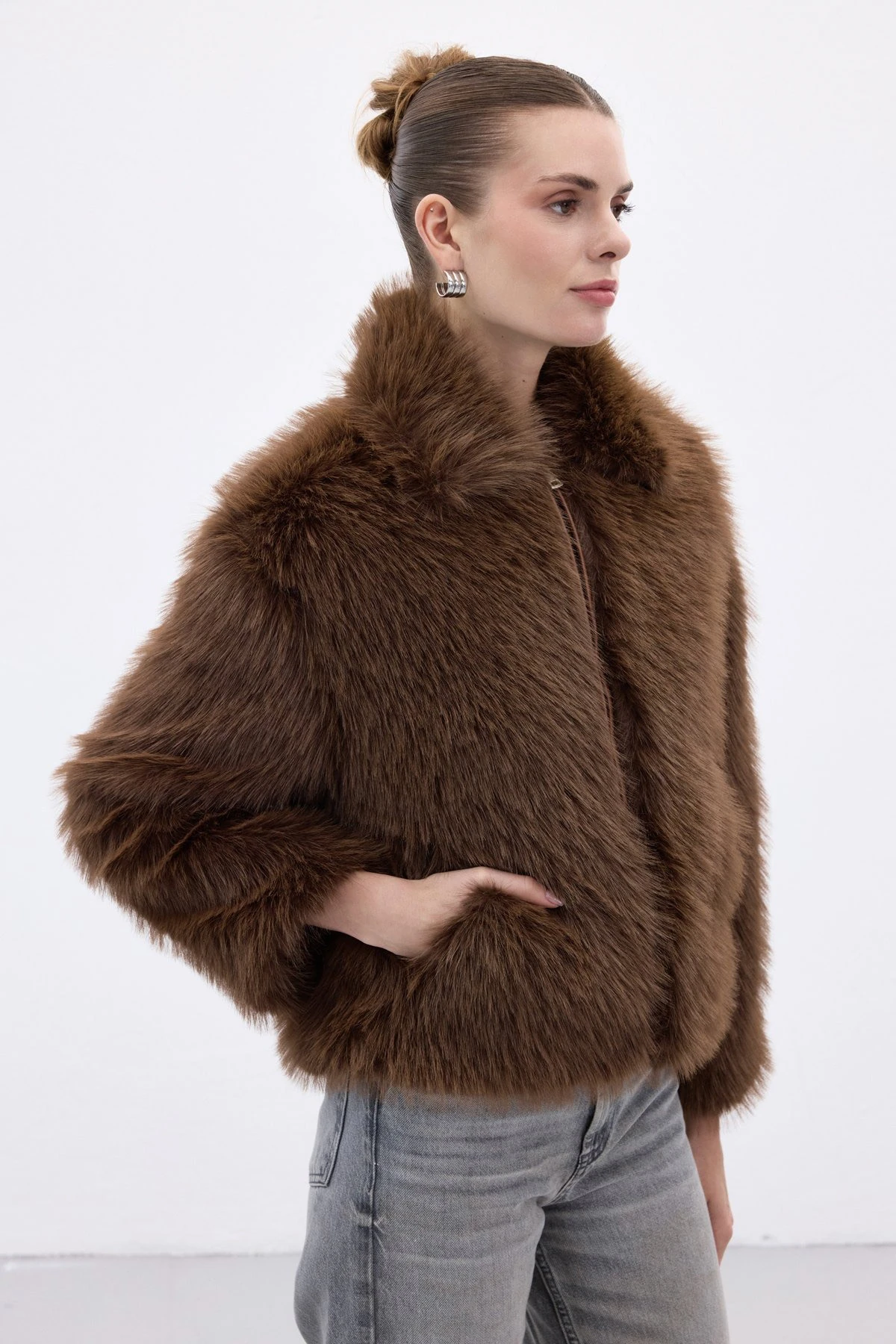 Tüylü Fermuarlı Kadın Kürk - Kahve