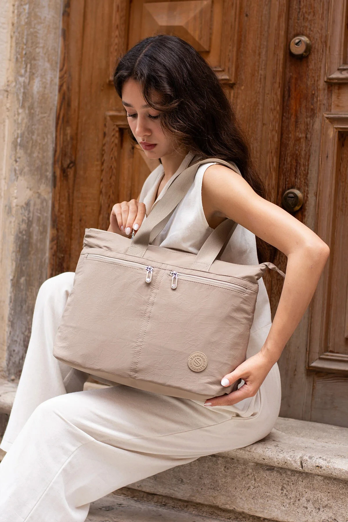 6 Gözlü Kullanışlı Paraşüt Kumaş Büyük Boy El ve Omuz Çantası - Bej