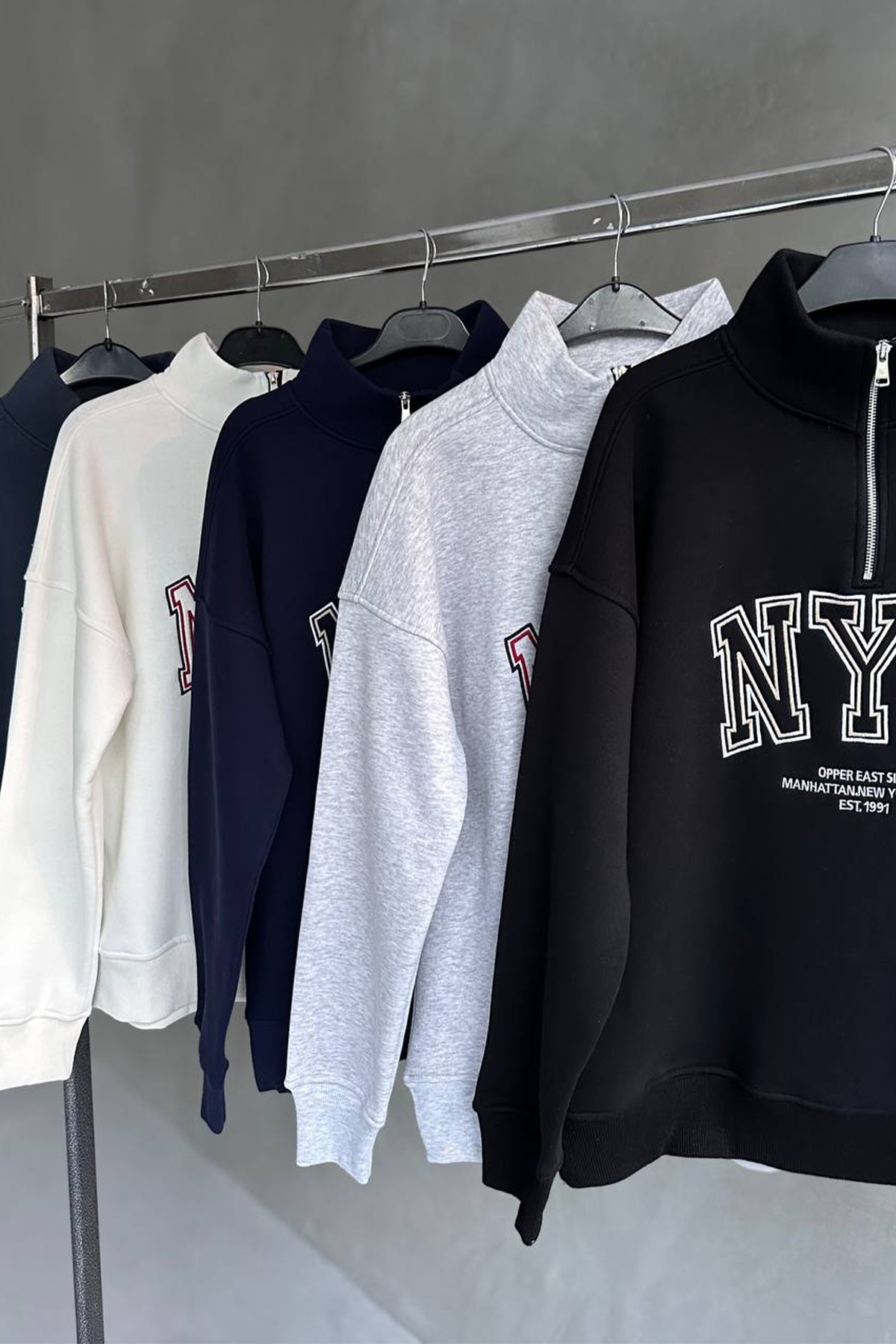 Oversize Kadın Sweatshirt Yumuşak Dokulu Yarım Fermuarlı NYC Baskılı Sweat