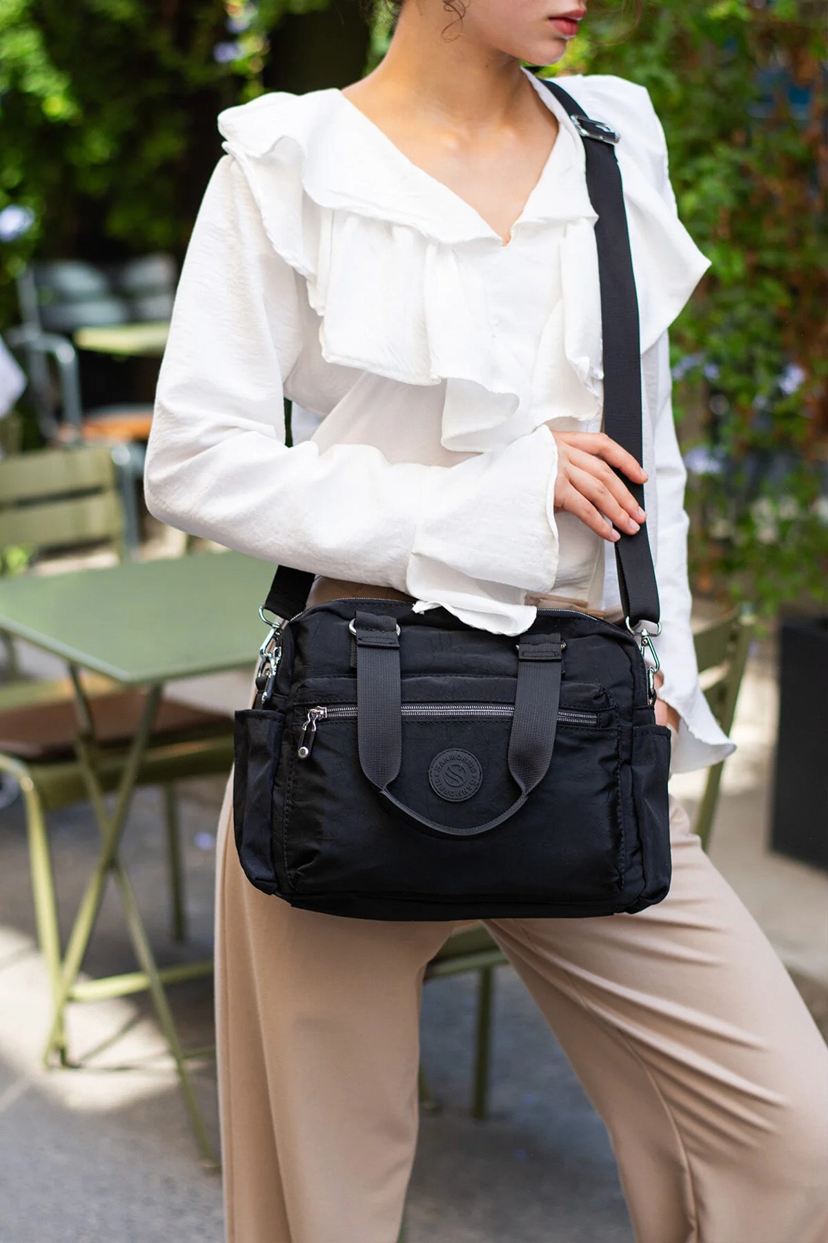 Paraşüt Kumaş 4 Bölmeli Çapraz Askılı El ve Omuz Çantası - Siyah