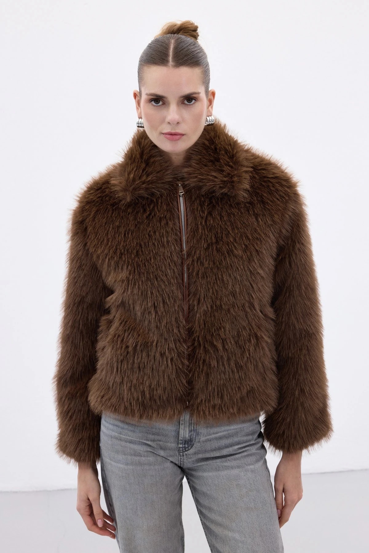 Tüylü Fermuarlı Kadın Kürk - Kahve